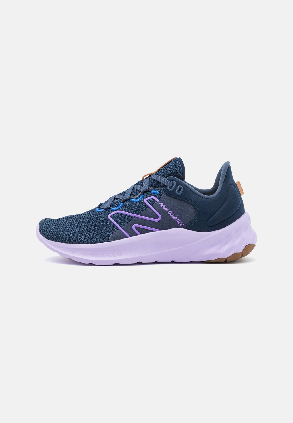 

Кроссовки New Balance