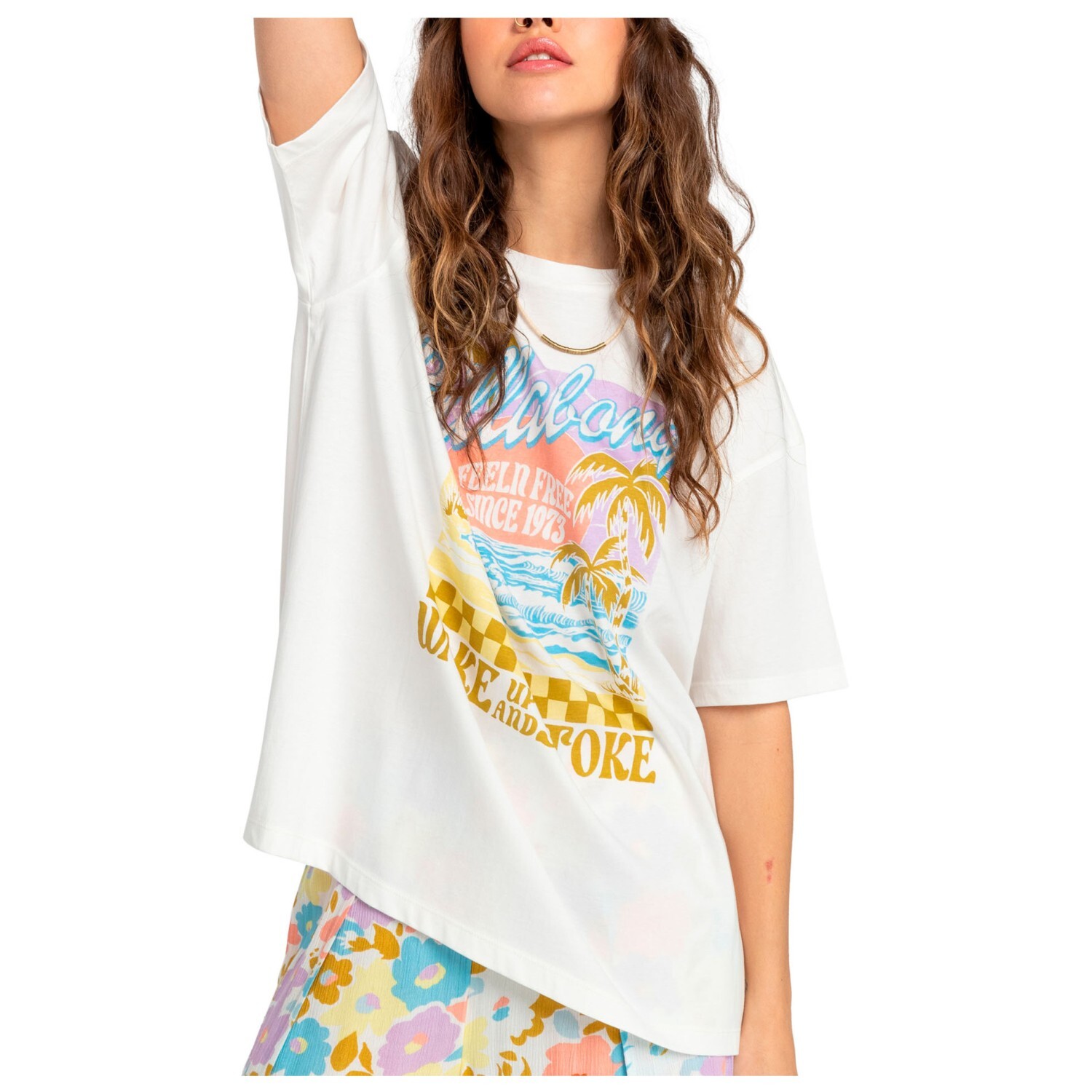 

Футболка Billabong Women's Wake Up And Stoke S/S, цвет Salt Crystal