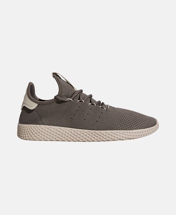 

Кроссовки adidas, темно-серый
