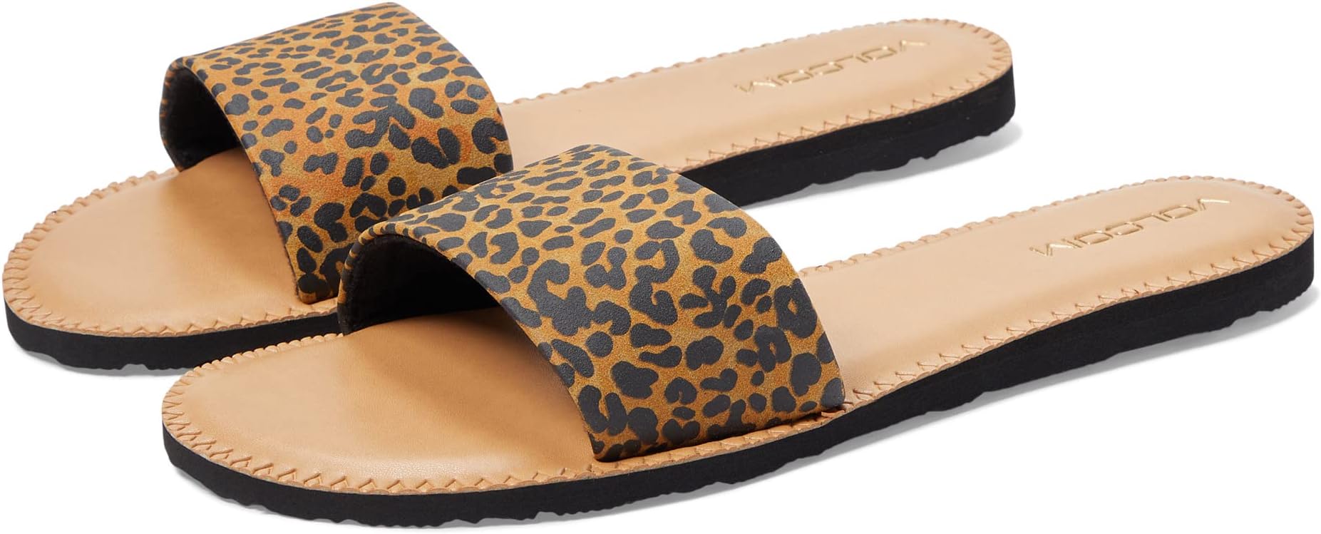 цена Сандалии на плоской подошве Simple Slide Sandals Volcom, цвет Cheetah 1