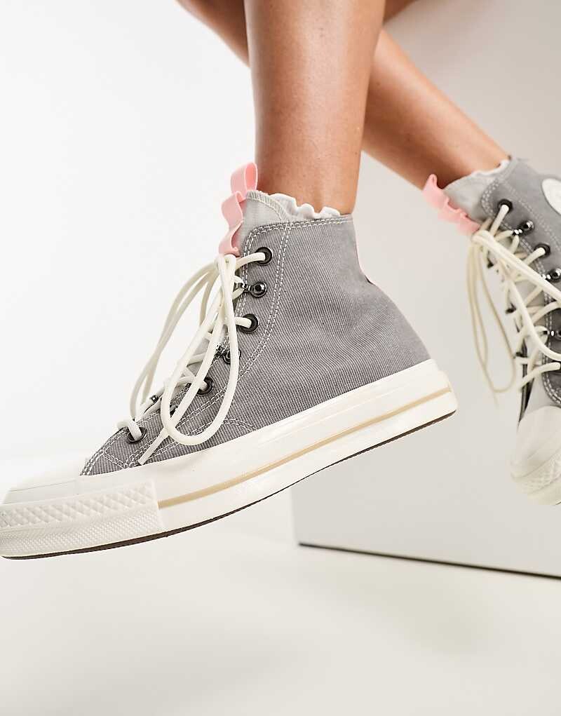 

Серо-розовые кроссовки Converse Chuck 70 Hi