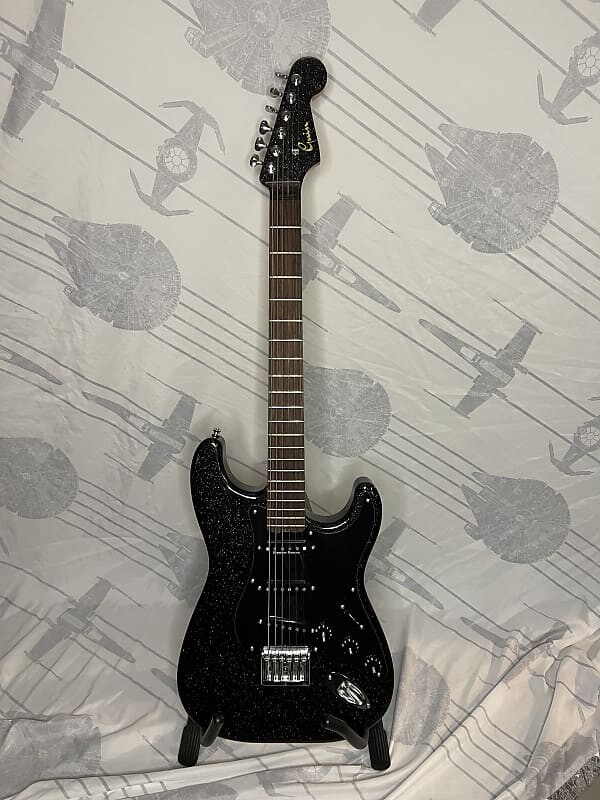 

Электрогитара 2023 Vintage Fender Stratocaster - Replica