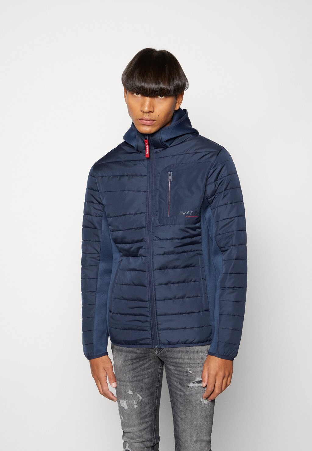 

Демисезонная куртка Jack & Jones