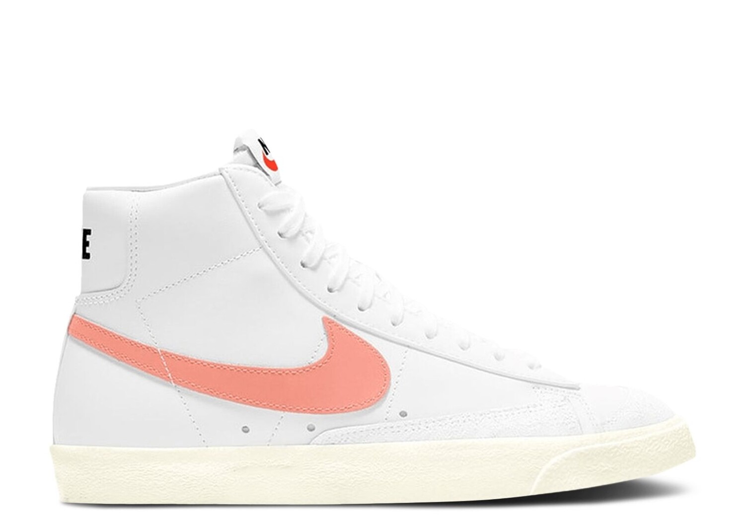 

Кроссовки Nike Wmns Blazer '77 Vintage Mid 'Atomic Pink', белый