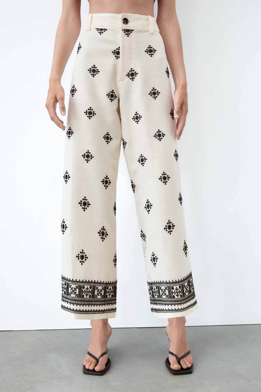 

Брюки из льна Zara, черный/белый
