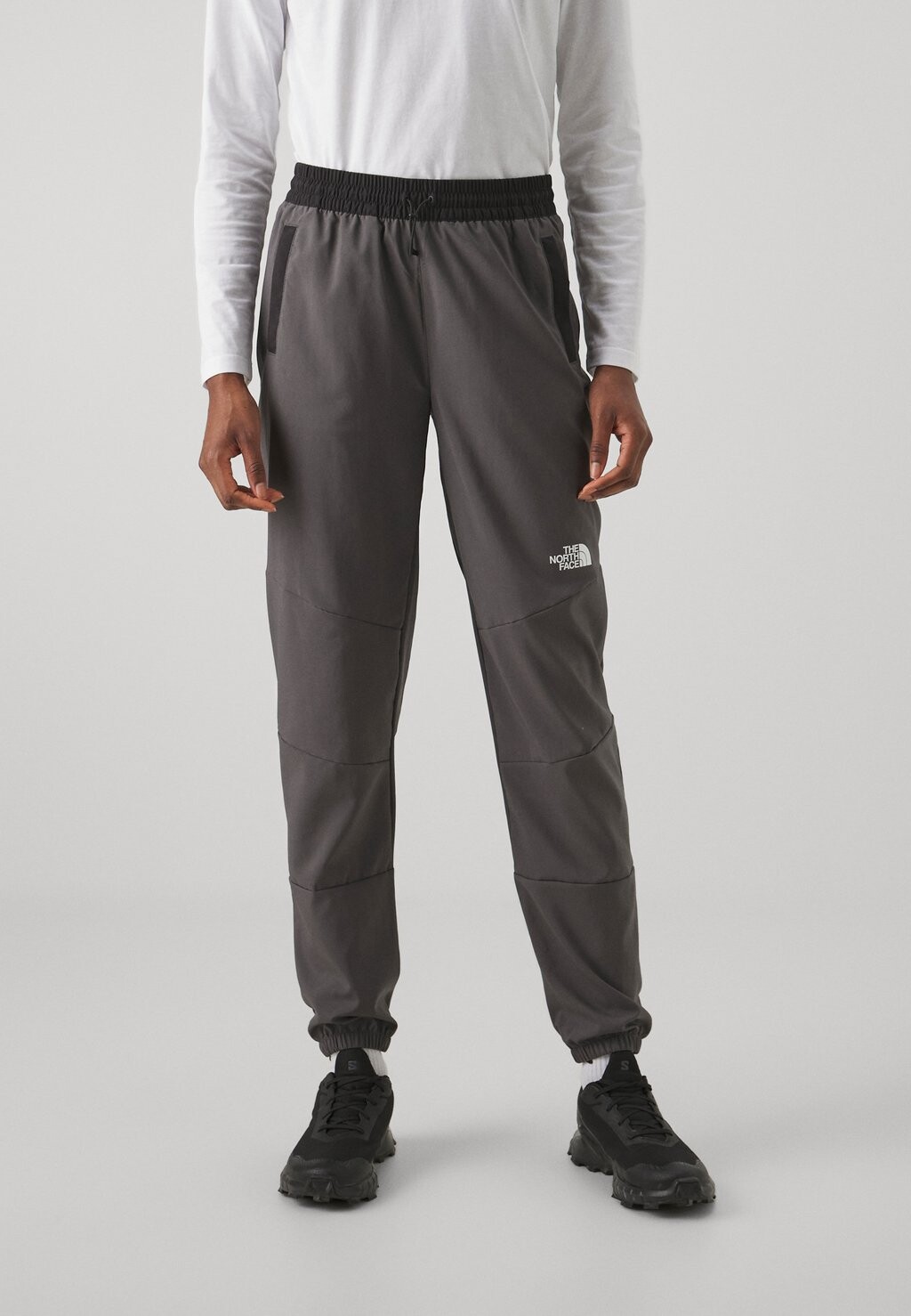 

Брюки для улицы WIND TRACK PANT The North Face, цвет anthracite grey/black