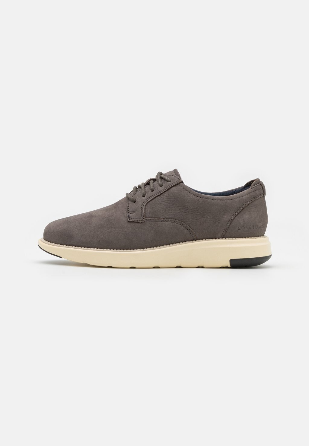 

Повседневные кроссовки на шнуровке Cole Haan