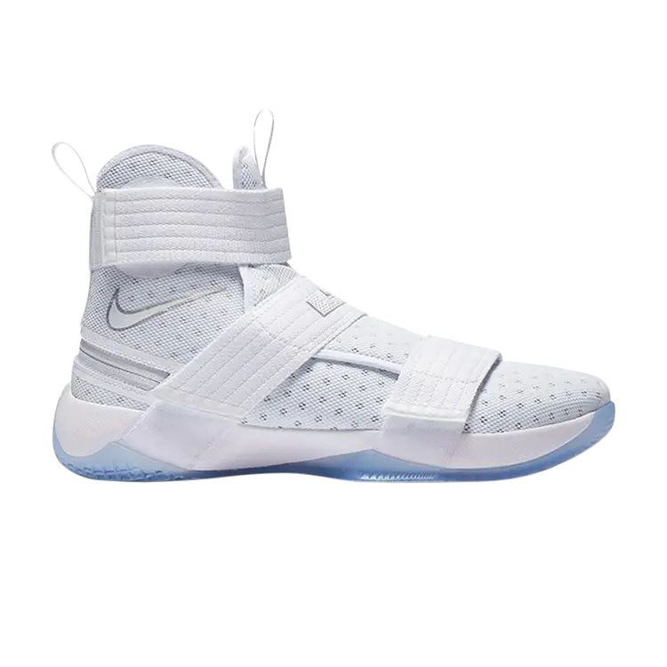 

Кроссовки Nike LeBron Soldier 10 FlyEase, белый