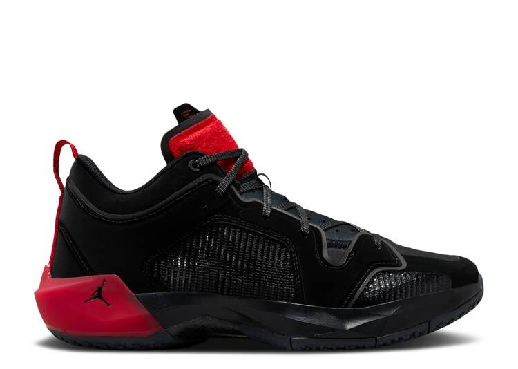 

Кроссовки AIR JORDAN 37 LOW PF 'STUNT', черный