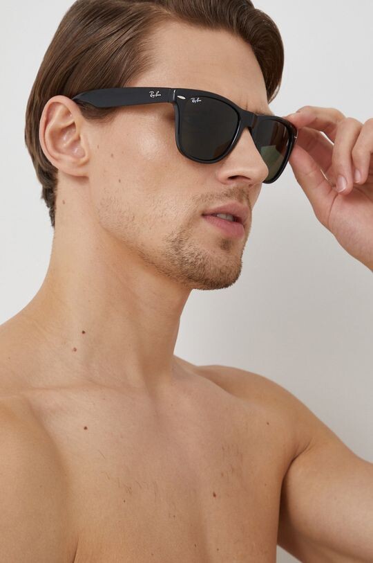 

Очки Folding wayfarer Ray-Ban, черный