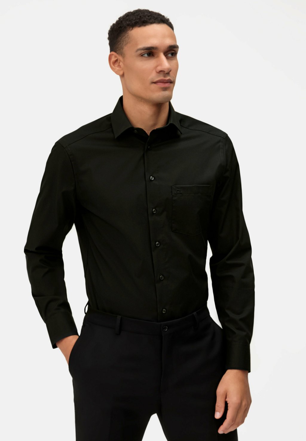 Деловая рубашка MODERN FIT Olymp Luxor, цвет black цена и фото
