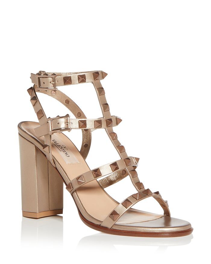 

Женские босоножки Rockstud на высоком блочном каблуке Valentino Garavani