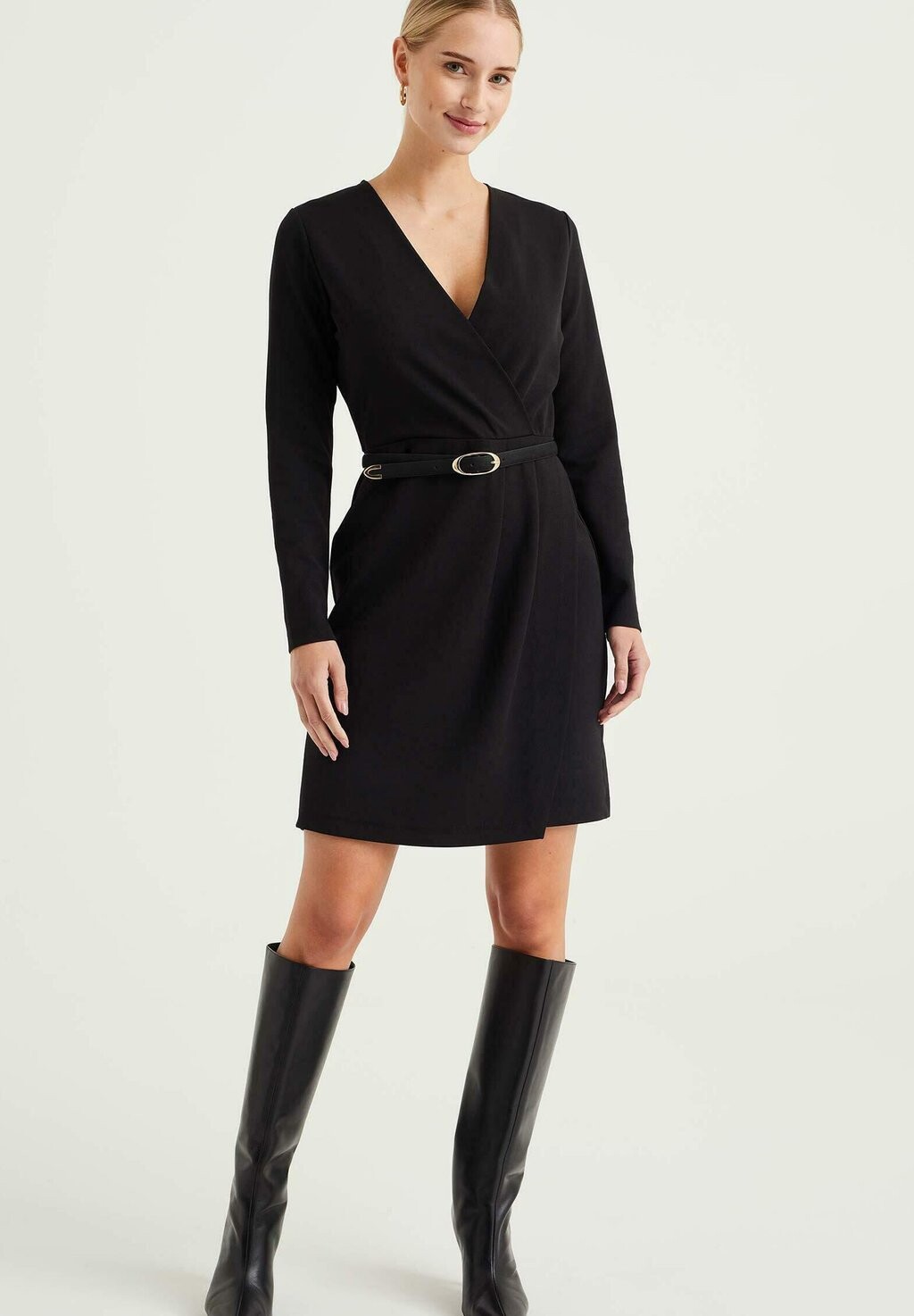 

Повседневное платье WE Fashion, цвет schwarz