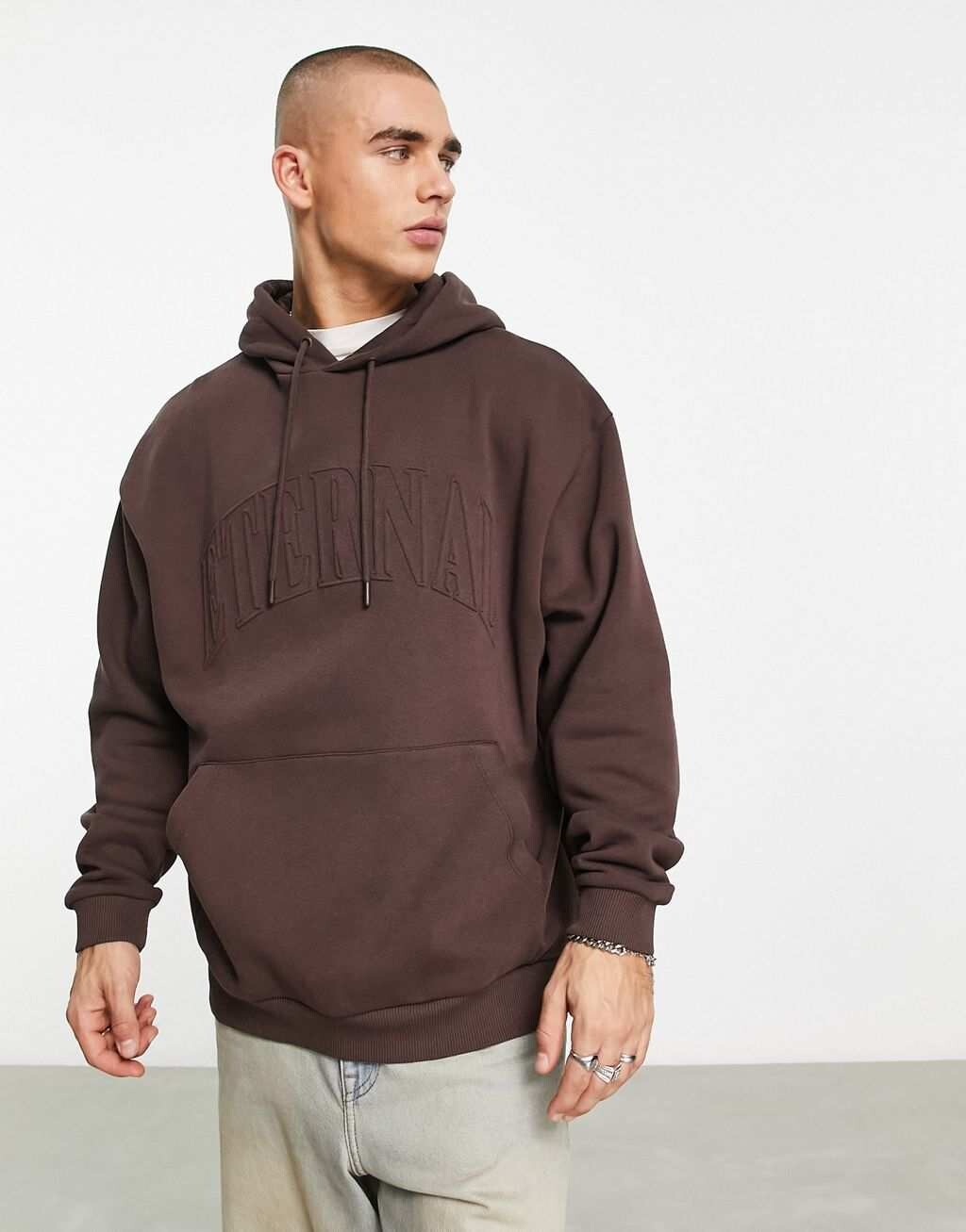 

Коричневое худи оверсайз с вышитым текстовым принтом ASOS DESIGN