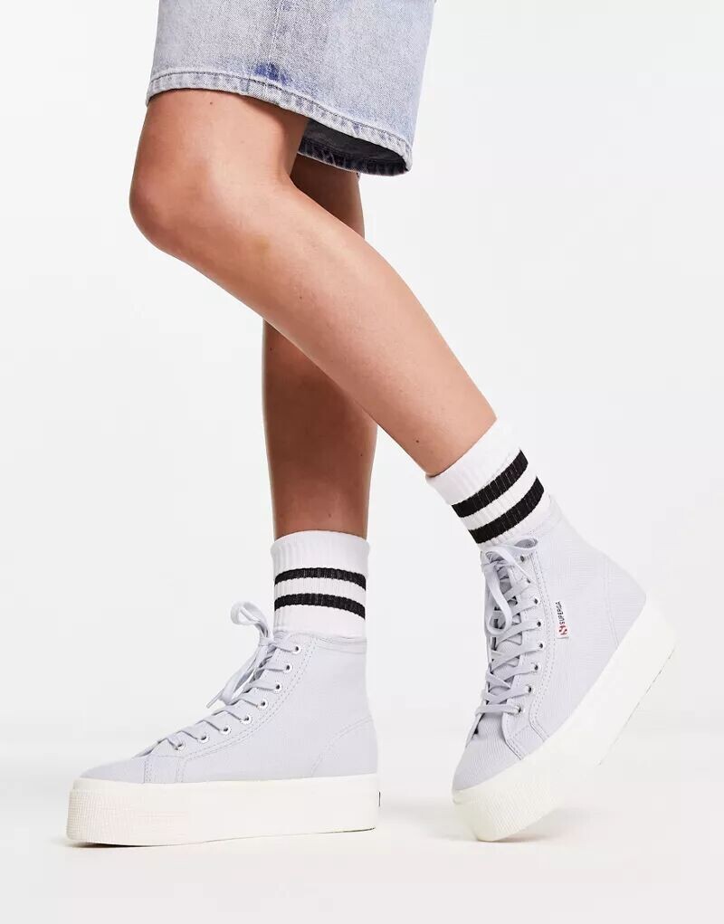 

Серо-сиреневые кроссовки на плоской платформе Superga 2708