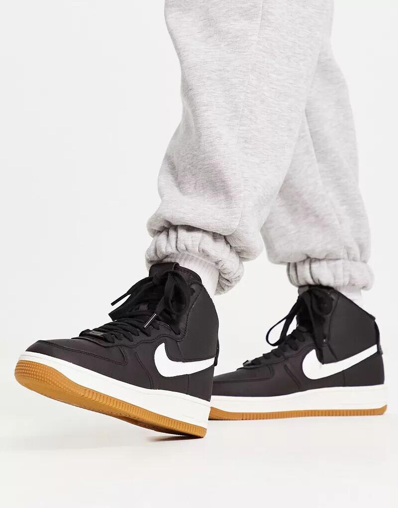 

Черные кроссовки Nike AF1 Sculpt High