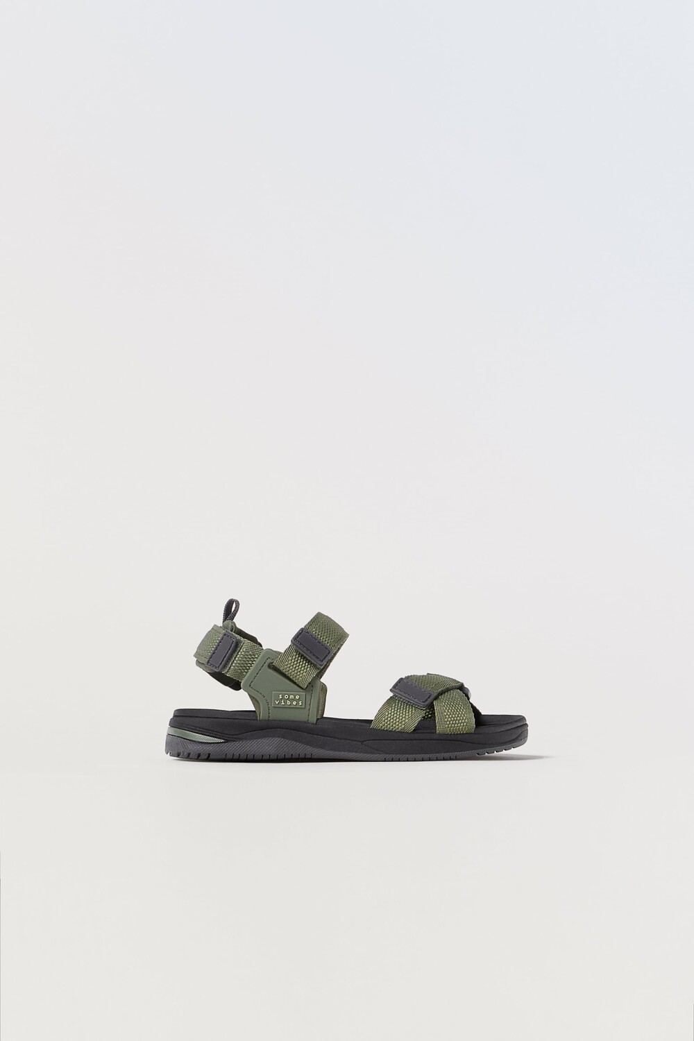 

Спортивные технические сандалии Zara, зеленый