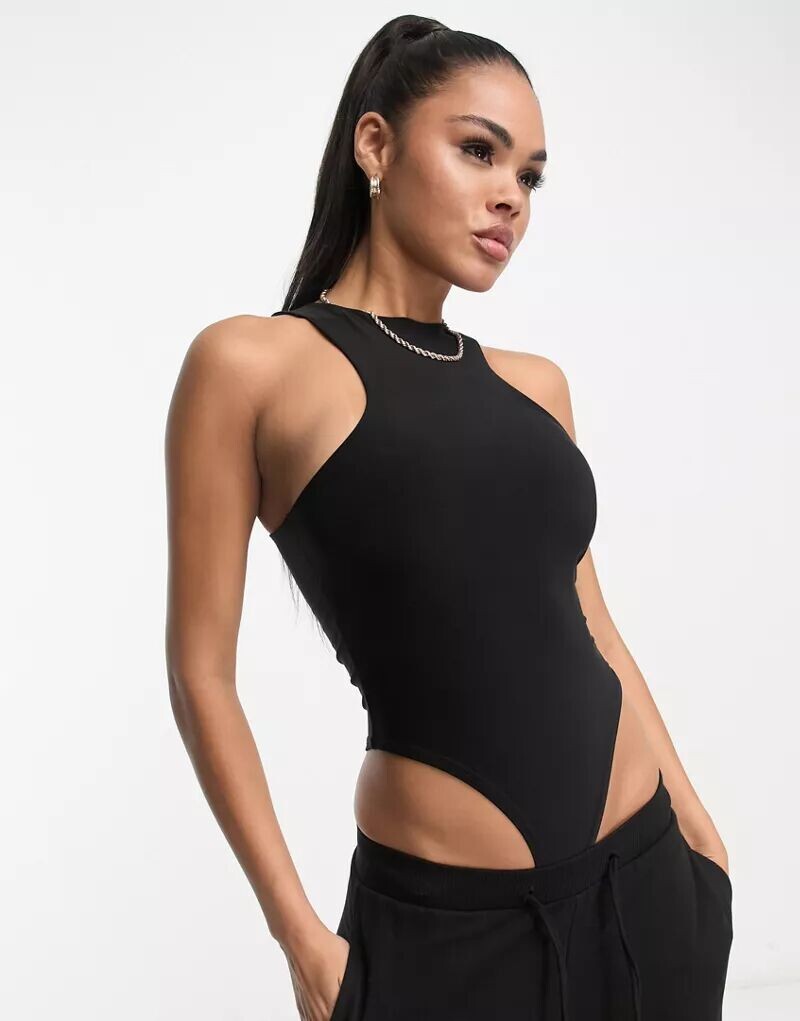 

Fashionkilla – моделирующее боди черного цвета с воротником-борцовкой