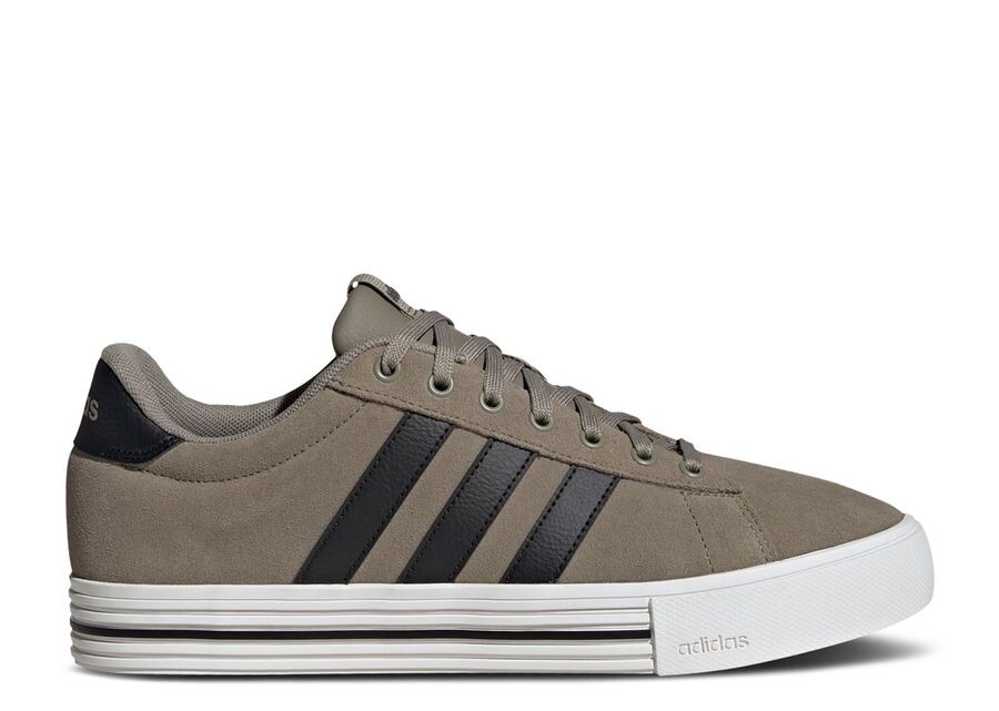 

Кроссовки adidas Daily 4.0, цвет Clay Black
