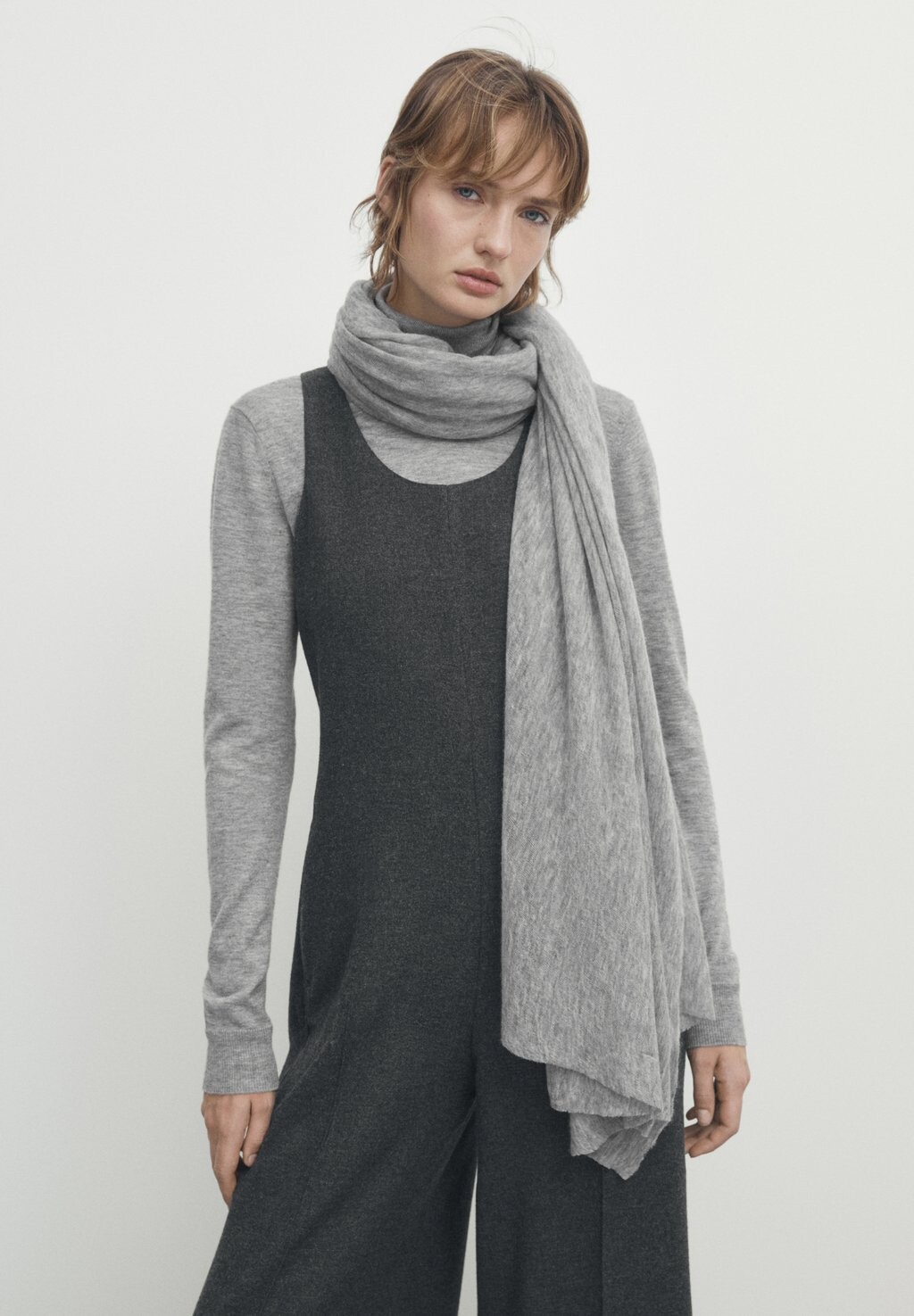 

Шарф Massimo Dutti, светло-серый