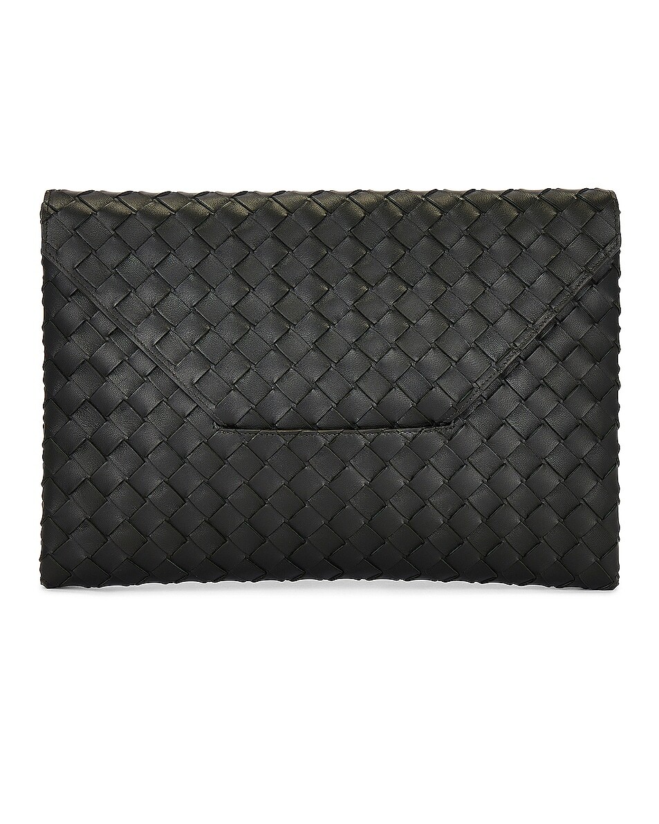 Сумка-клатч Bottega Veneta Large Envelope Pouch, цвет Dark Green & Gold