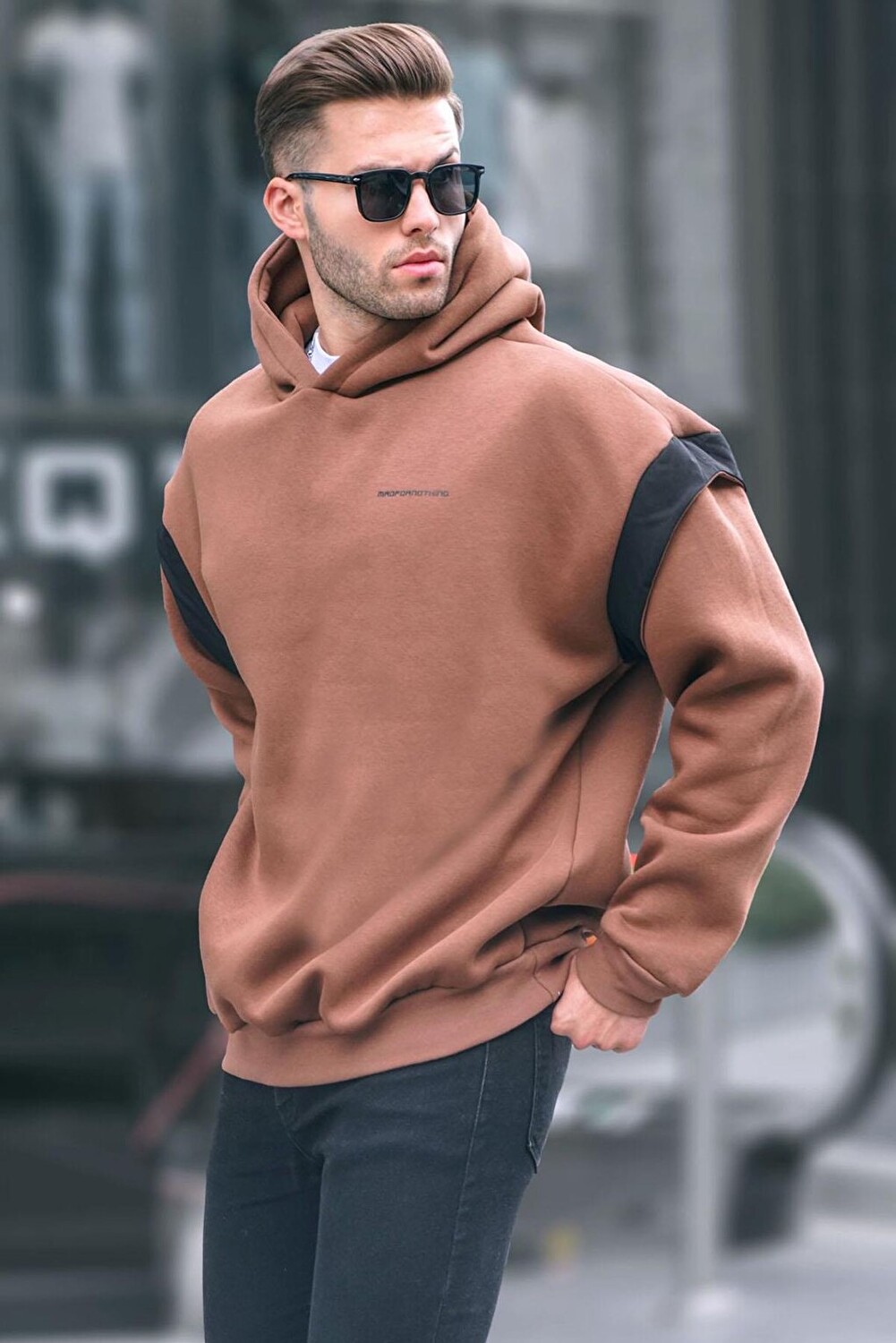 

Белый свитшот с капюшоном Oversize 6147 MADMEXT, коричневый