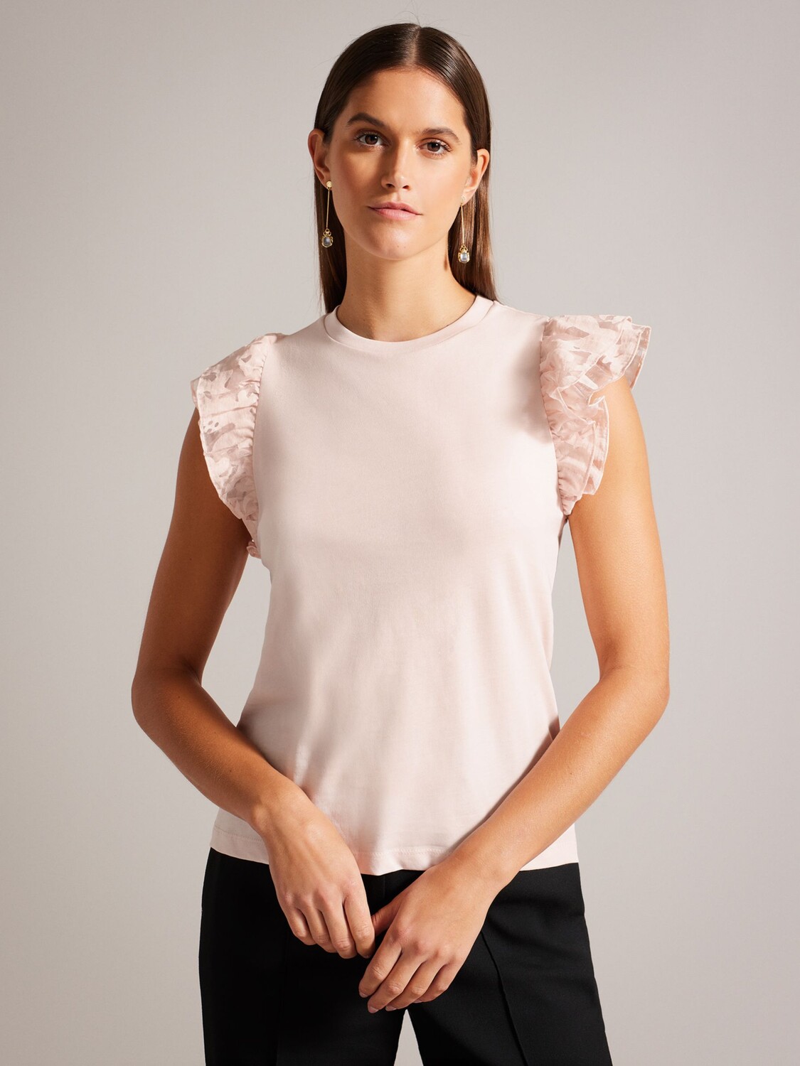 

Топ Bobyann с оборками и рукавами Ted Baker, светло-розовый
