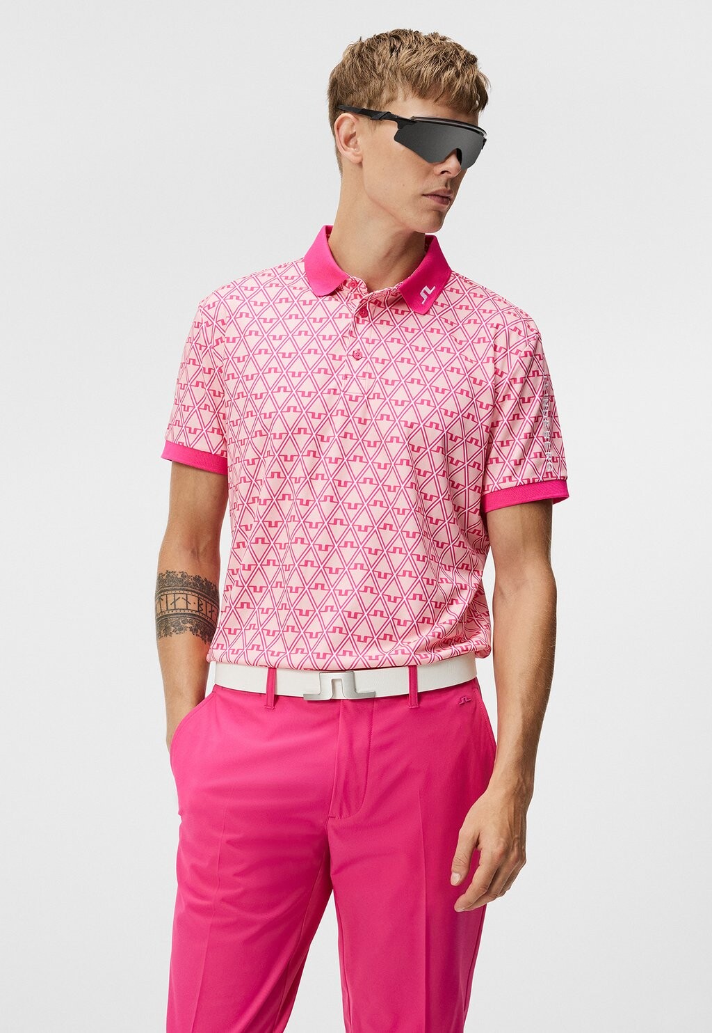

Рубашка-поло TOUR TECH REG FIT J.LINDEBERG Sports, цвет geo powder pink