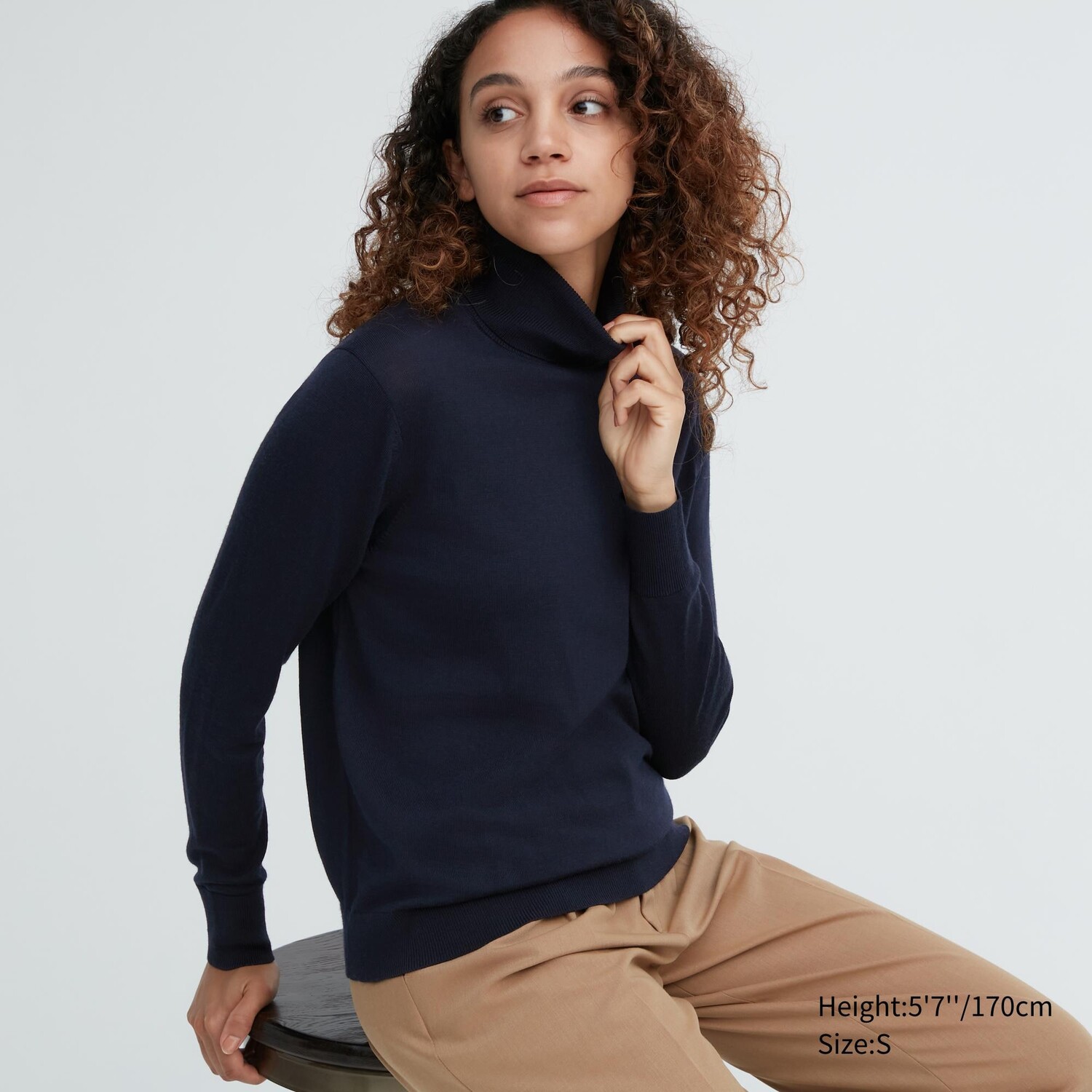 

Джемпер с высоким воротником из 100% очень тонкой шерсти мериноса Uniqlo, темно-синий
