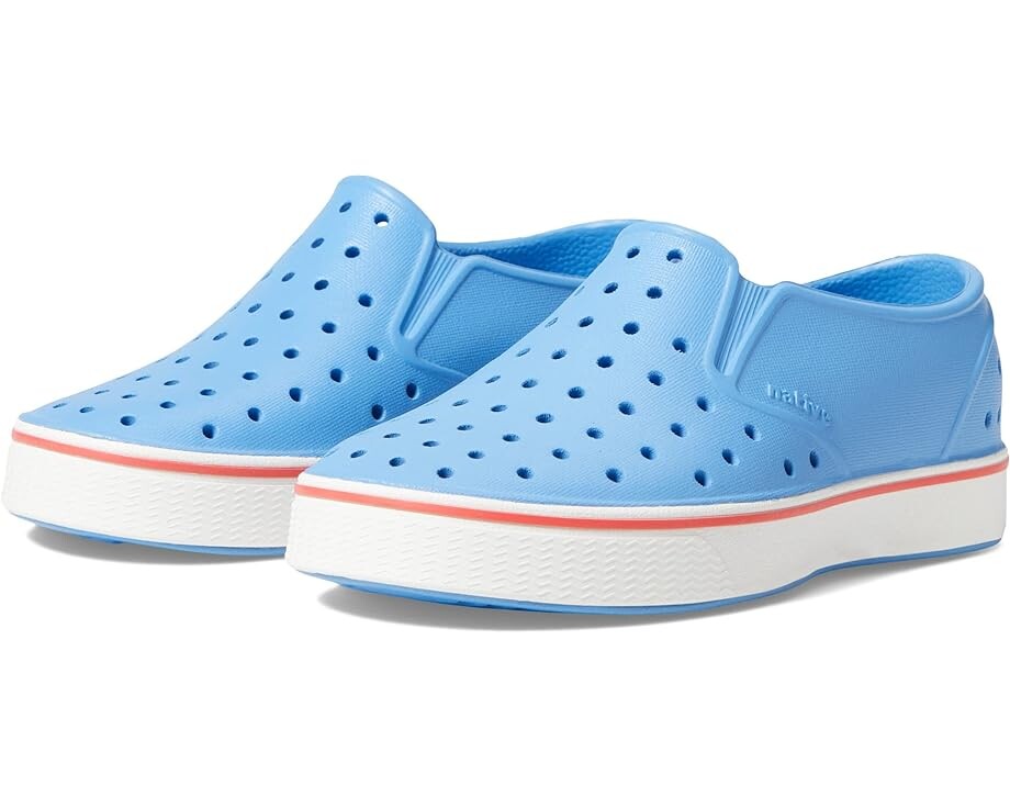 

Кроссовки Native Shoes Miles Slip-On Sneakers, цвет Resting Blue/Shell White/Hyper Red