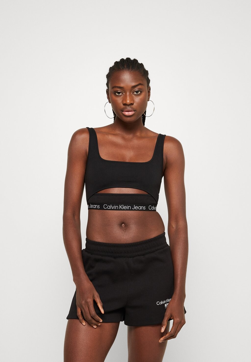 

Топ Calvin Klein Jeans