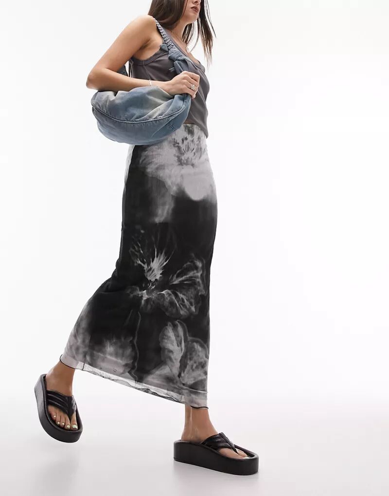 Черно-белая плиссированная юбка миди с размытым цветочным принтом Topshop