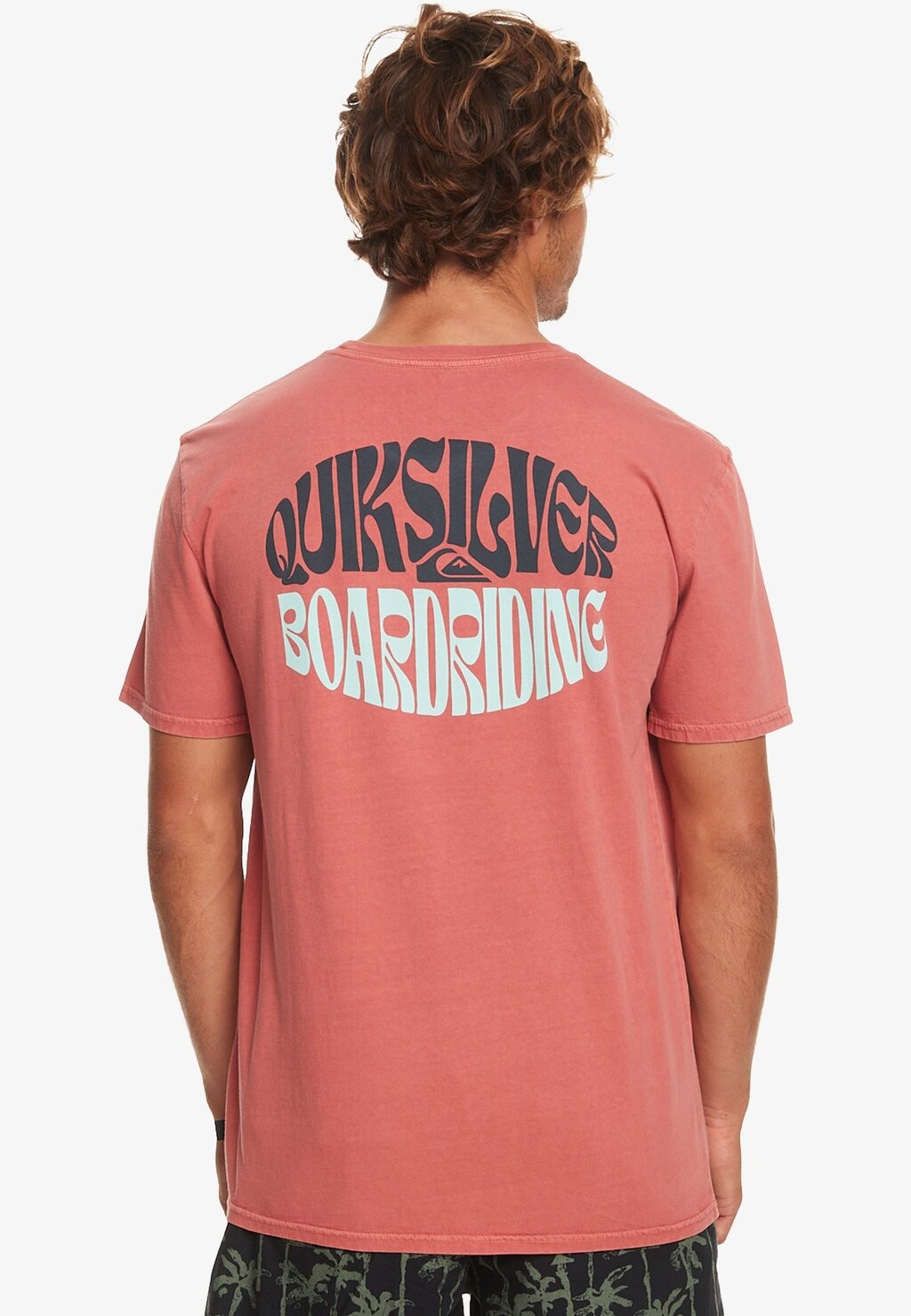 

Футболка с принтом Quiksilver, красный