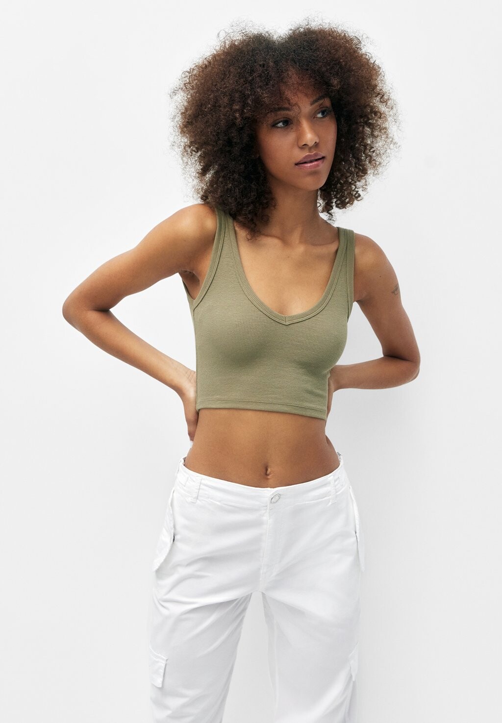 

Топ PULL&BEAR