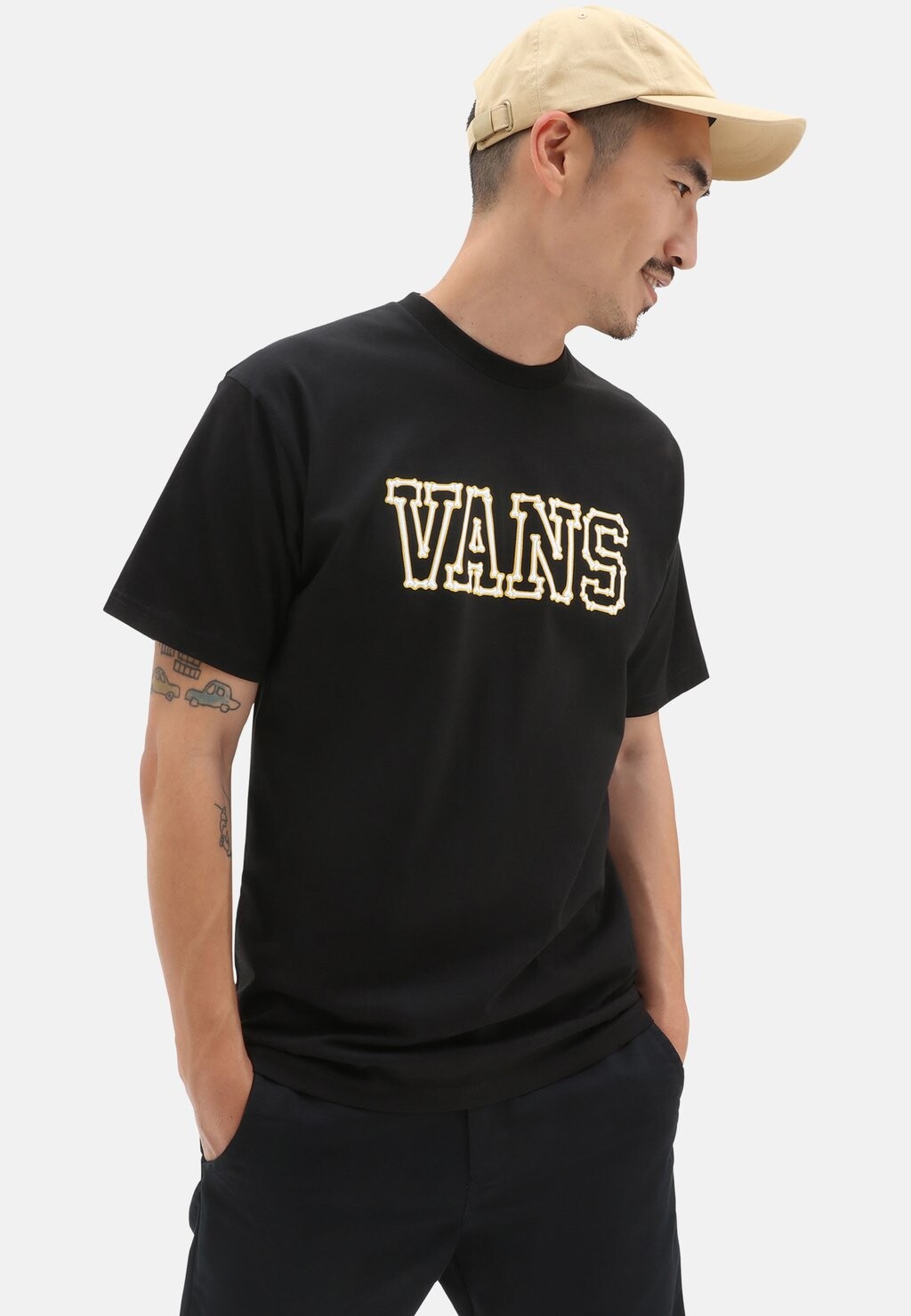 

Футболка с принтом Vans, черный