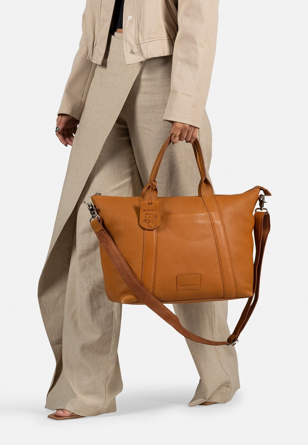 

Сумка SOFT SKYLAR WORKBAG 15,6 INCH Burkely, цвет cognac