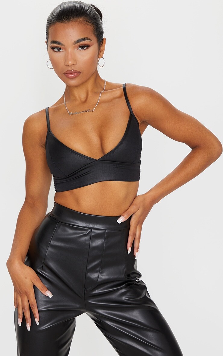 

PrettyLittleThing Черный бюстгальтер без косточек с мокрым эффектом
