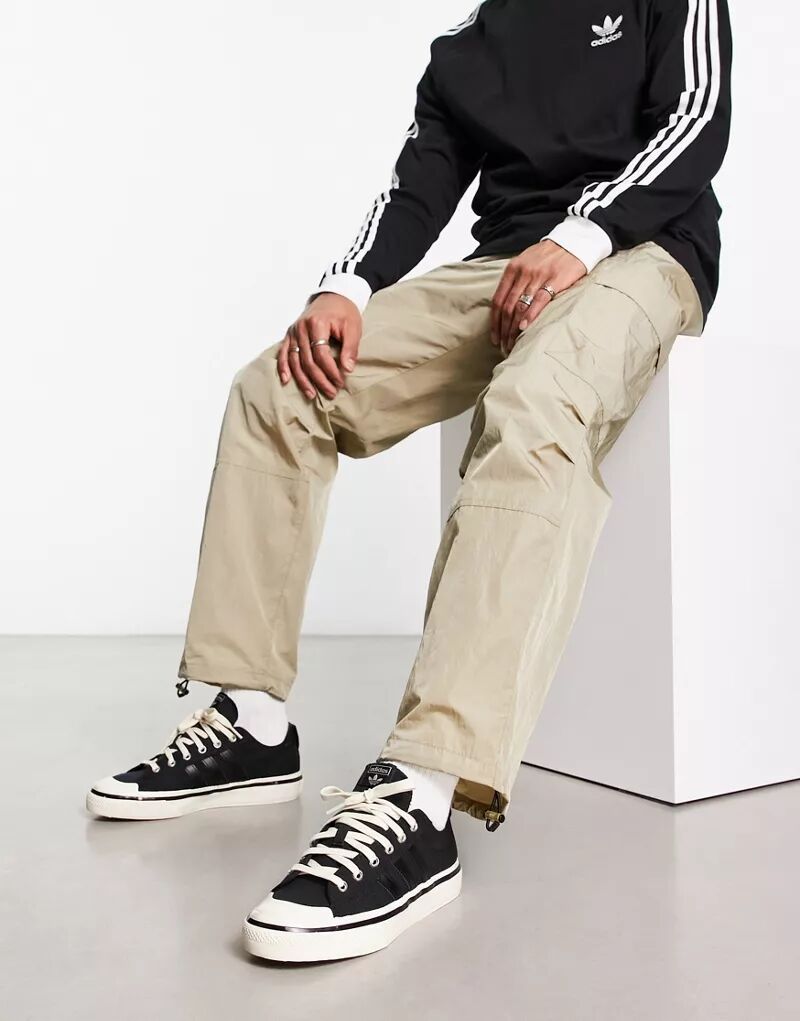 Черно-белые кроссовки adidas Originals Nizza RF кроссовки adidas originals nizza rf vegan icon grey
