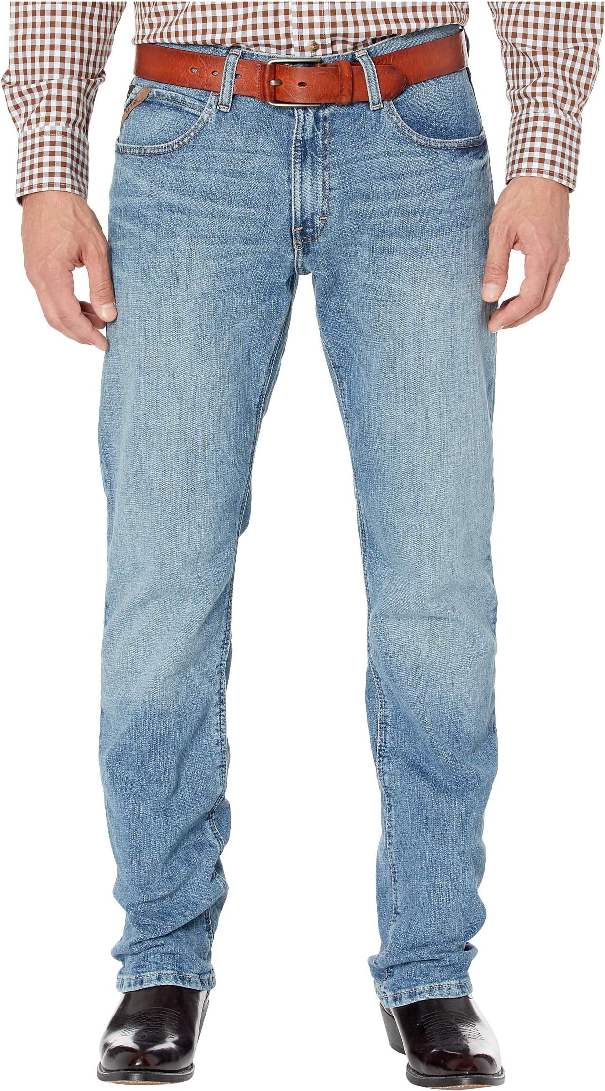 Джинсы M4 Low Rise Stackable Straight Leg Jeans in Sawyer Ariat, цвет Sawyer цена и фото