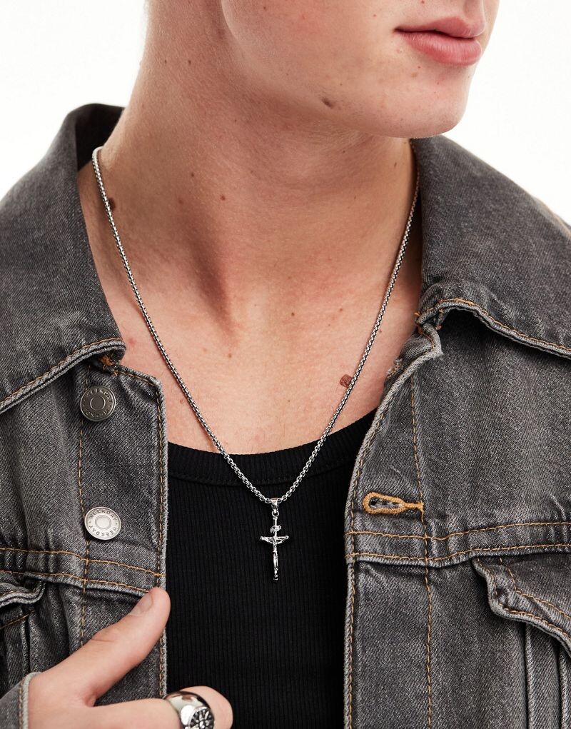

Серебристое колье с крестиком ASOS DESIGN