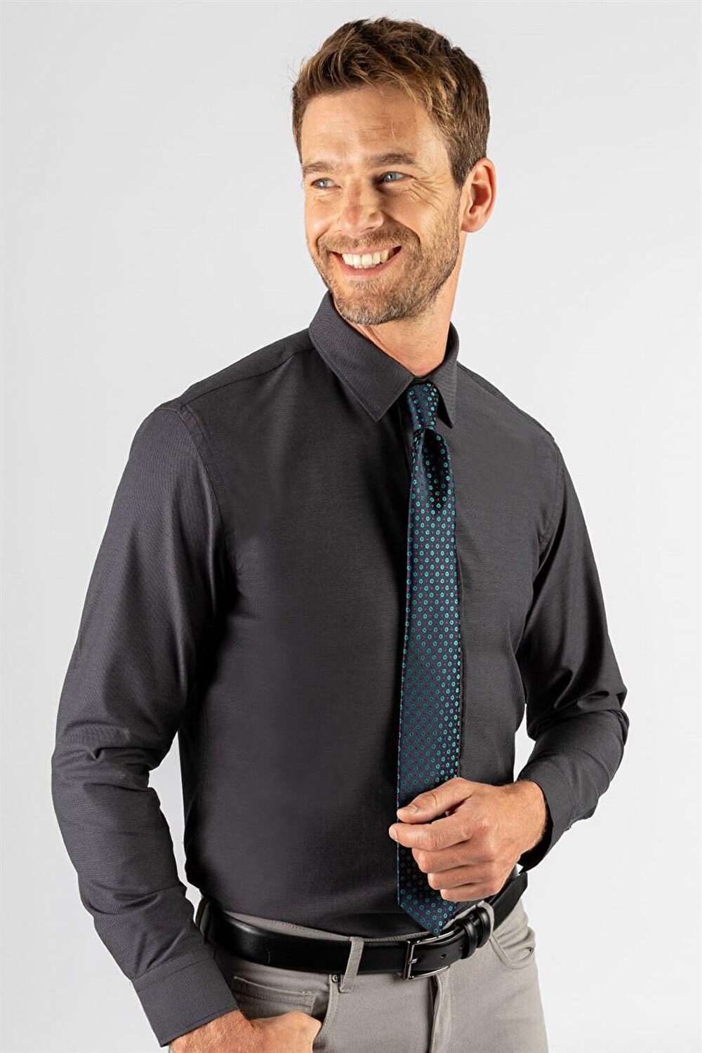 

Мужская серая рубашка Slim Fit Premium Series из 100% хлопка TUDORS