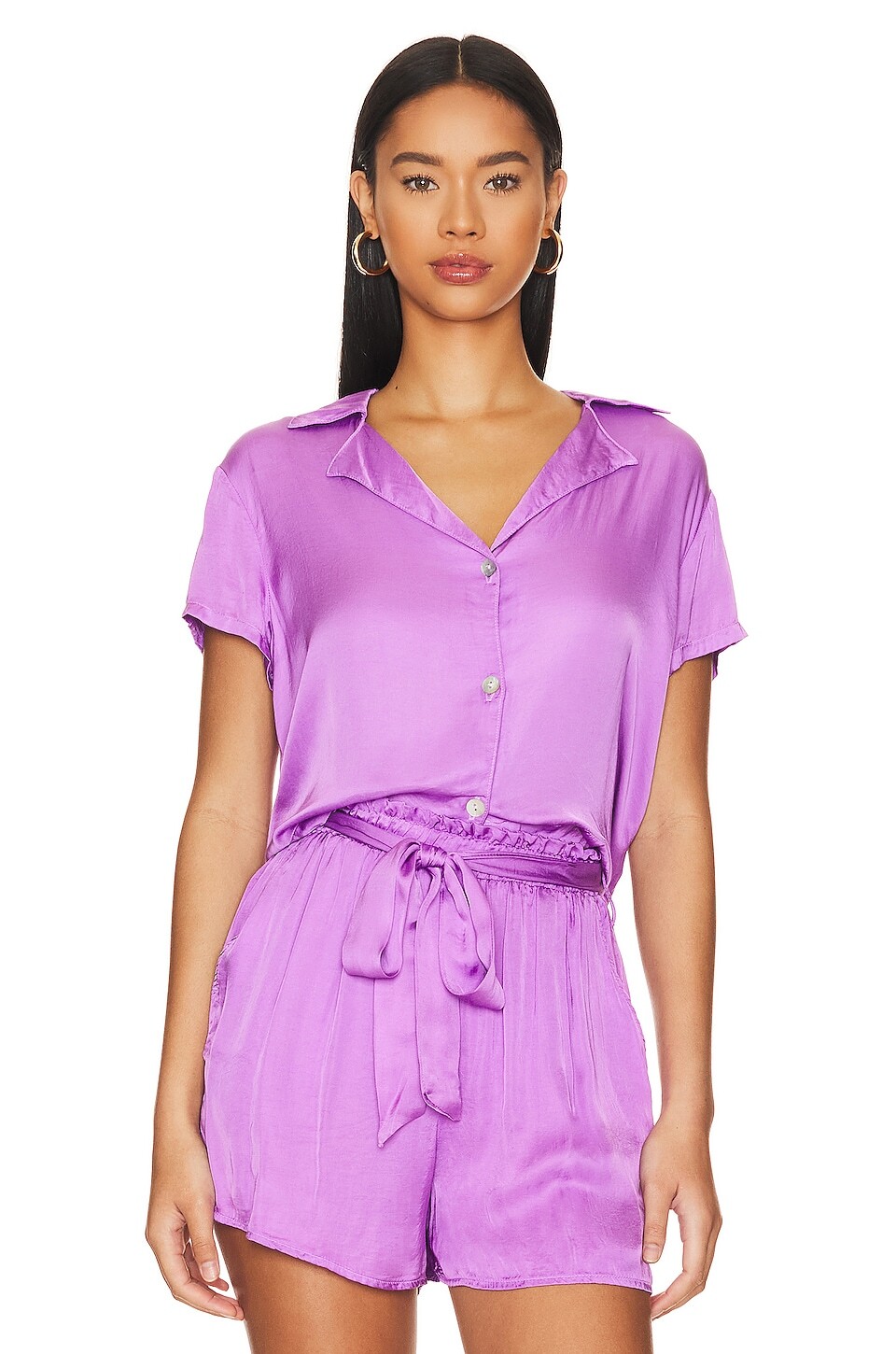

Топ Bella Dahl Cropped Notch Collar, цвет Bright Orchid