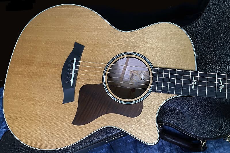 

Акустическая гитара BRAND NEW! 2023 Taylor 614ce Sitka Spruce Top - Flamed Maple Back Sides V-Class - Authorized Dealer - 4.8lbs - G01945