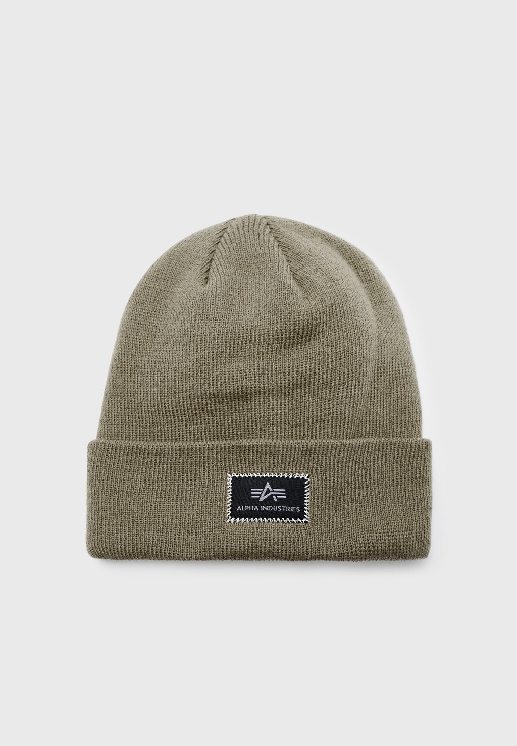 

Шапка Alpha Industries