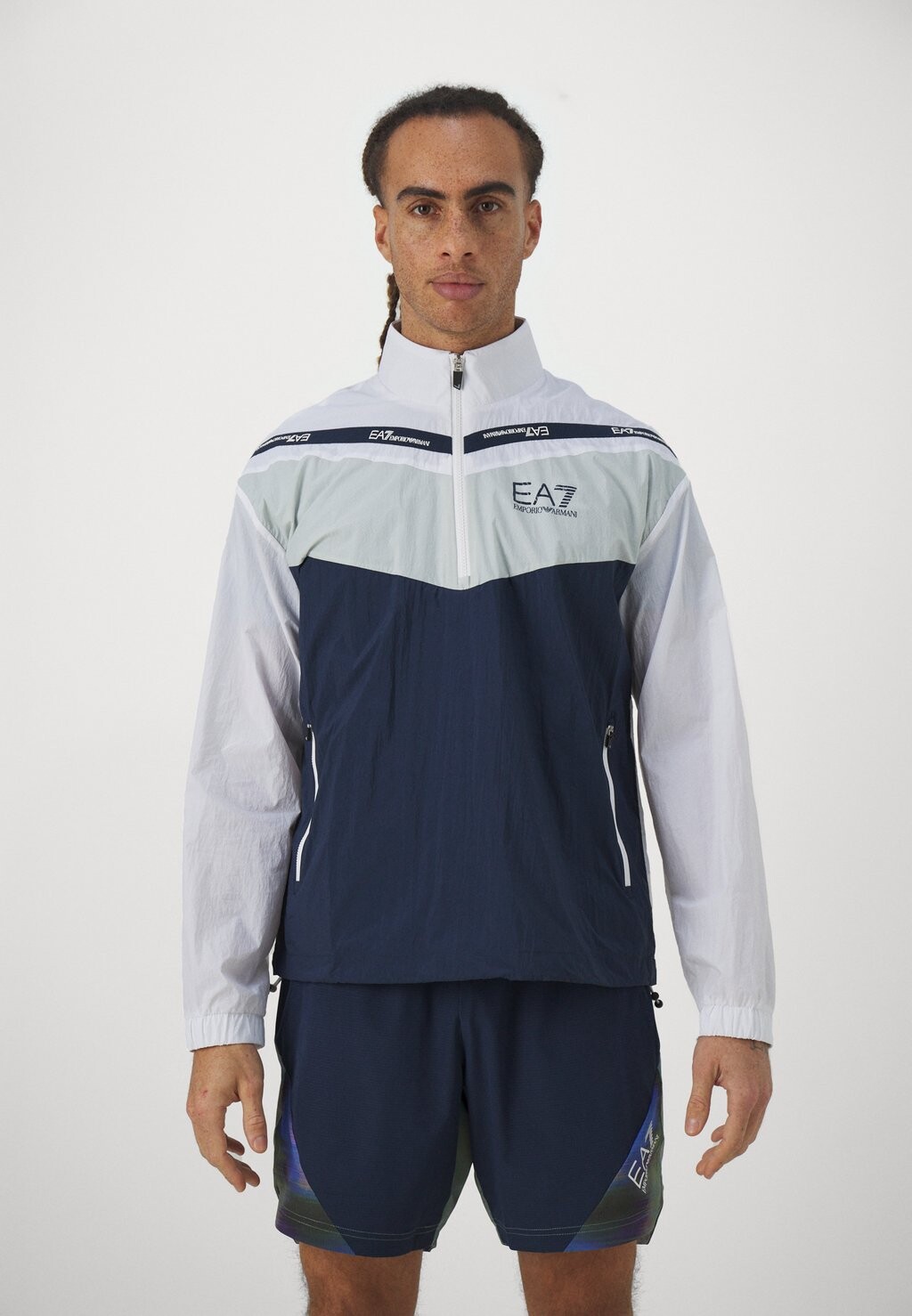 

Ветровка TENNIS CLUB EA7 Emporio Armani, цвет white