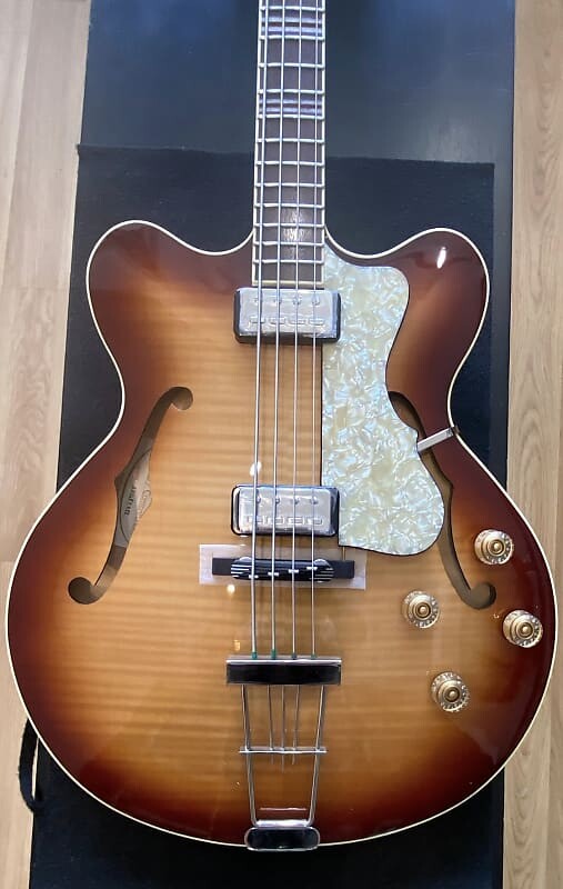 

Басс гитара Hofner 500/7 Very Thin CT 2022 Sunburst