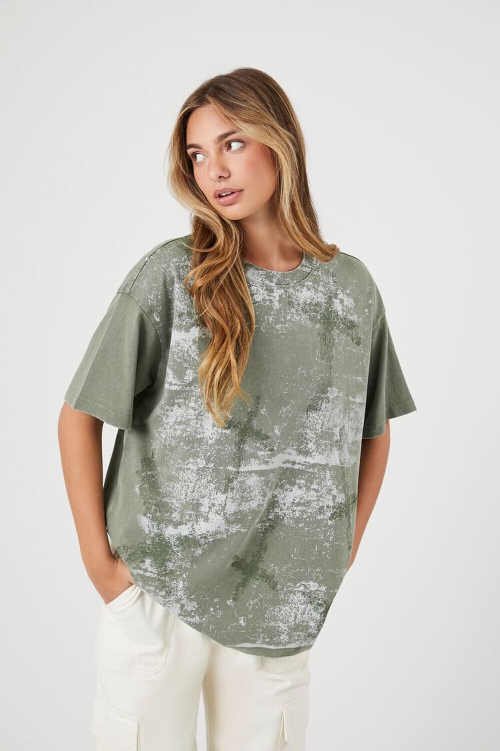 

Футболка с рисунком креста Bleach Dye Forever 21, зеленый