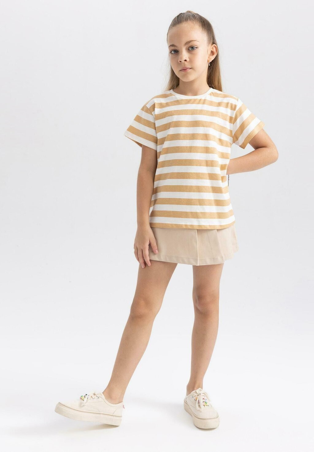 

Шорты REGULAR FIT DeFacto, цвет beige