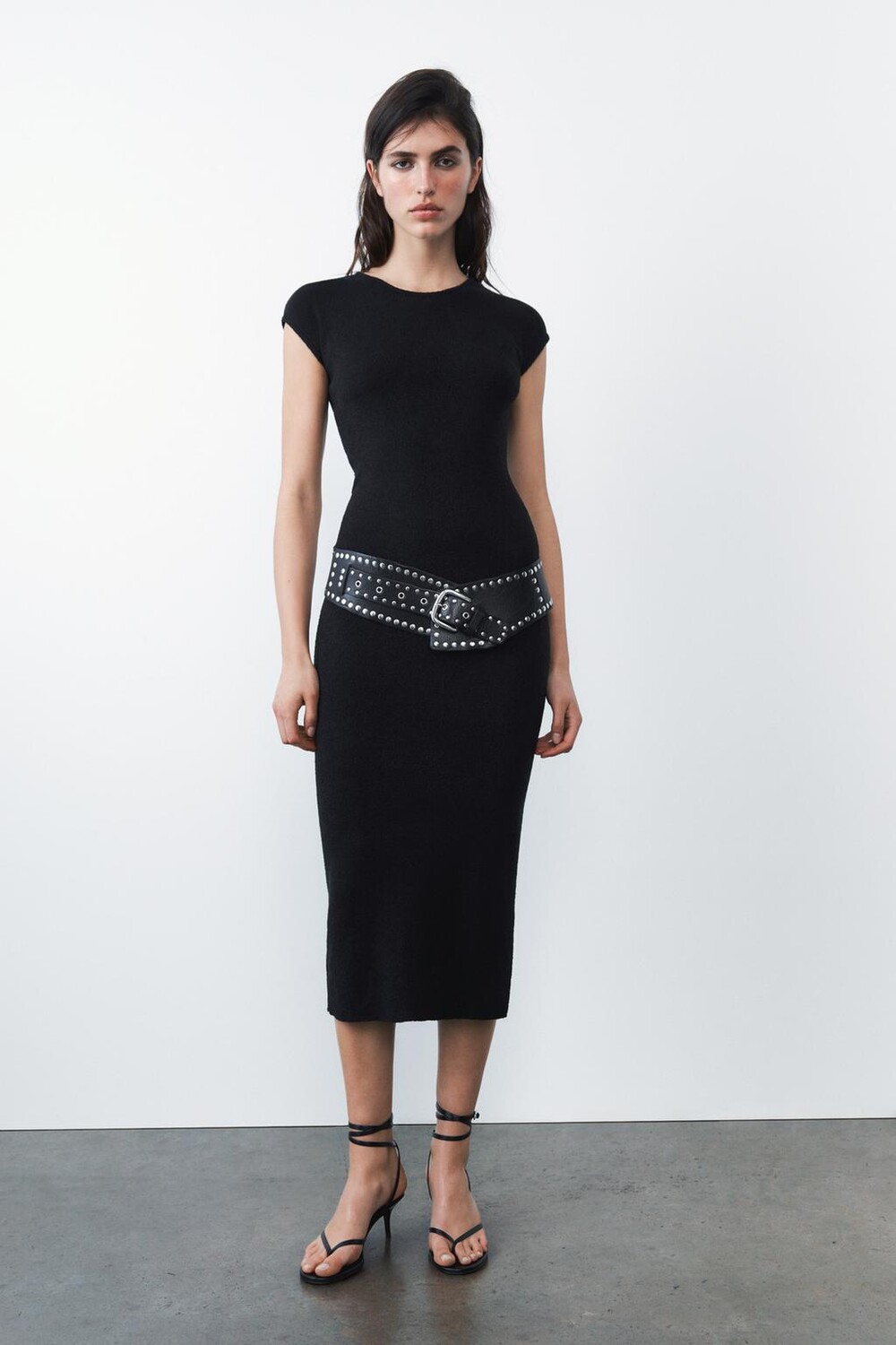 

Трикотажное платье ZARA, черный