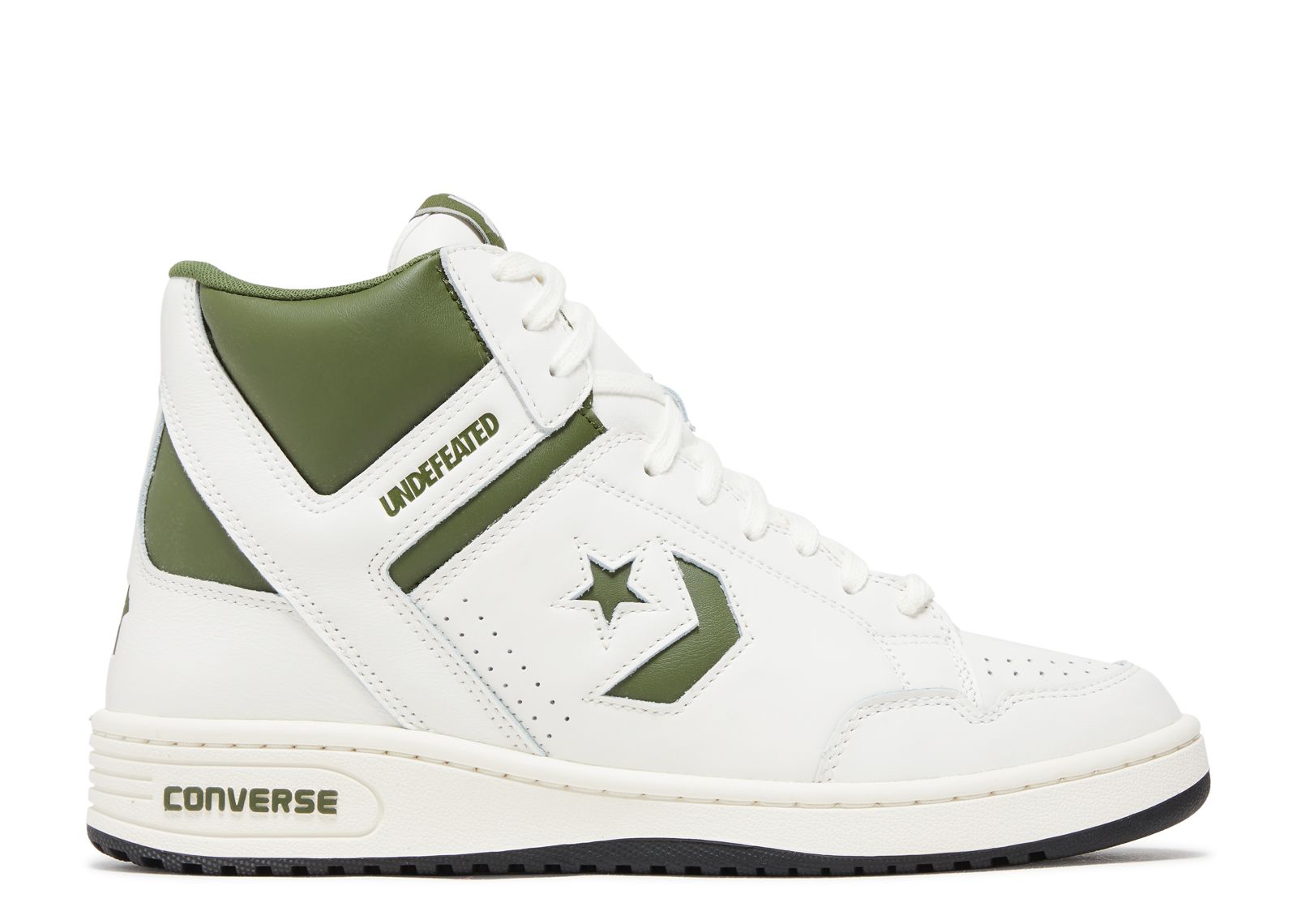 цена Кроссовки Converse Undefeated X Weapon High 'Chive', белый